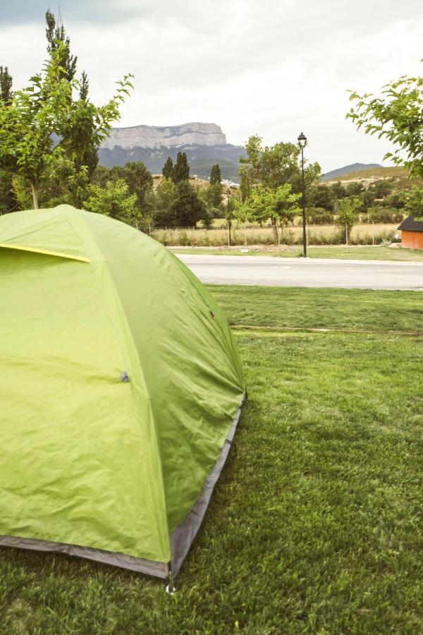 El Arrebol Comfort Camp Jaca Zewnętrze zdjęcie